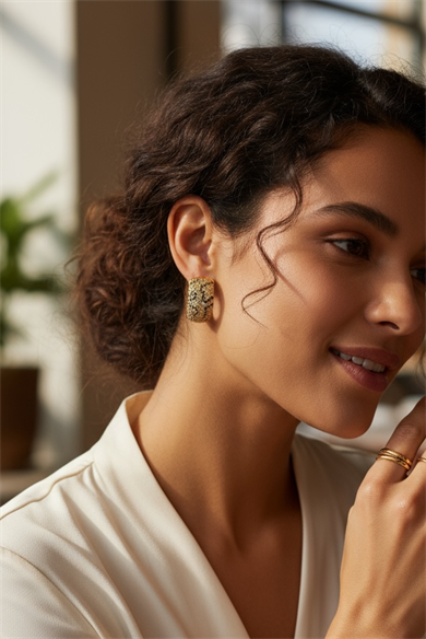 Altın Renk Taş Detaylı 14K Altın Kaplama TX Halka Küpe (Çift)