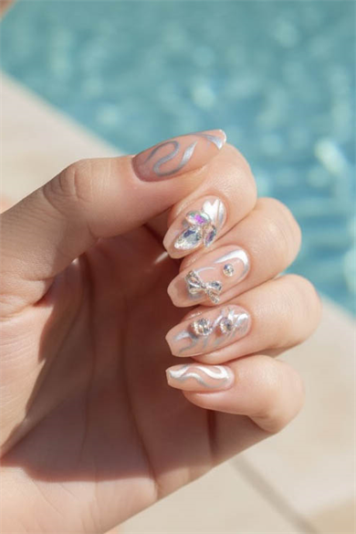 12li Bej Renk Taş Detaylı Takma Tırnak Set (Yapıştırıcılı)