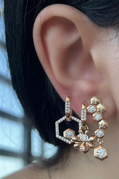 Altın Renk Arı Figürlü Taş Detaylı Çelik Xupıng 3lü Küpe Set (Çift)