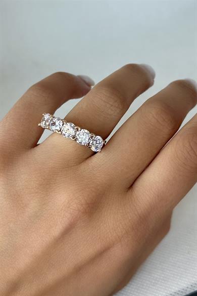 Altın Renk Beştaş Detaylı Çelik Xuping Yüzük (9 Numara)