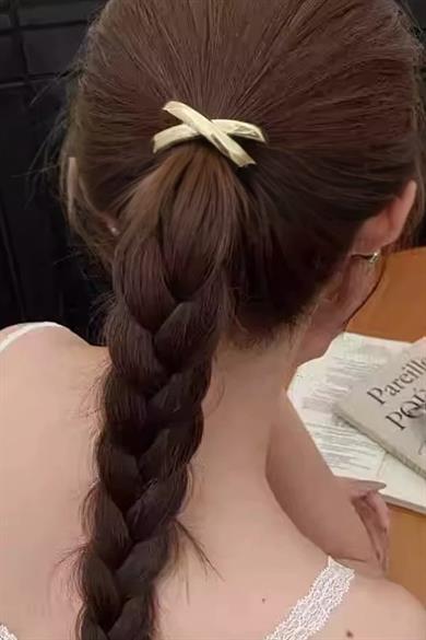 Altın Renk Çarpı Figürlü Metal Lastik Toka