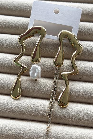 Altın Renk İnci Ve Taş Detaylı Abiye Küpe (Çift)