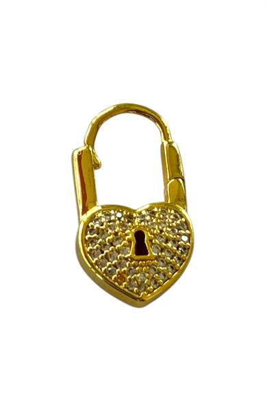 Altın Renk Kilit Figürlü Taş Detaylı Çelik Halka Tragus/Kıkırdak Küpe/Piercing (Tek)