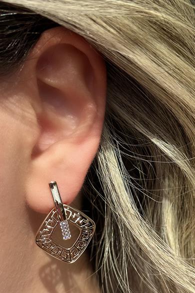 Altın Renk Taş Detaylı Çelik Xupıng VİP Küpe