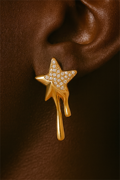 Altın Renk Yıldız Figürlü Taş Detaylı YSX Küpe 