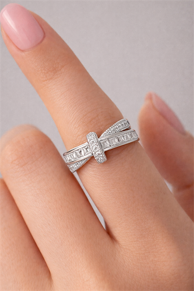 Gümüş Renk Taş Detaylı Ayarlanabilir  Yüzük