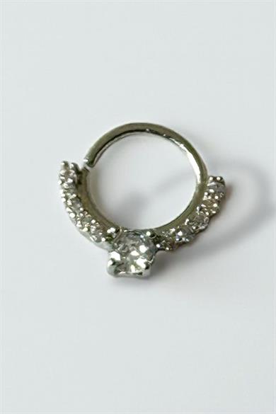 Gümüş Renk Taş Detaylı Çelik Halka Tragus/Kıkırdak Küpe/Piercing (Tek)