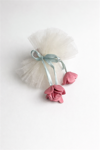 Krem Renk Lale Figürlü Tül Detaylı Mandal Toka