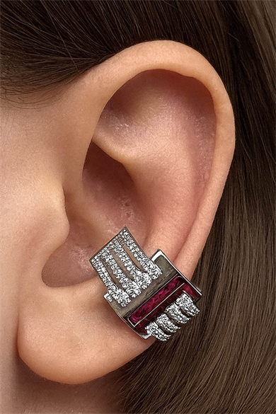 Gümüş Renk Taş Detaylı 14K Altın Kaplama TX Ear Cuff (Tek)