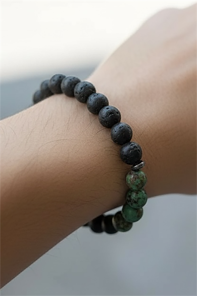 Karışık Renk Boncuk Detaylı Erkek Bileklik