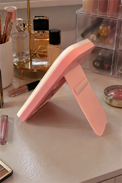 Pembe Renk Işıklı Masa Aynası