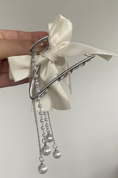 Gümüş Renk Kurdele Figürlü İnci Detaylı Metal Mandal Toka