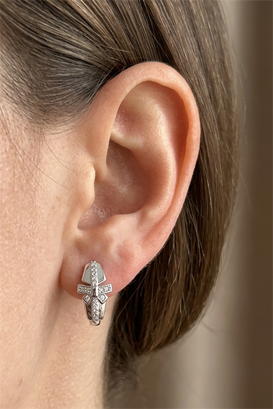 Gümüş Renk Taş Detaylı Xuping Küpe (Çift)