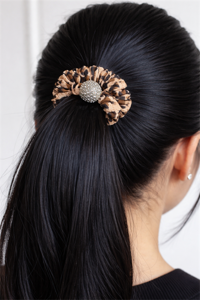 Açık Kahverengi Leopar Detaylı Taşlı Lastik Toka