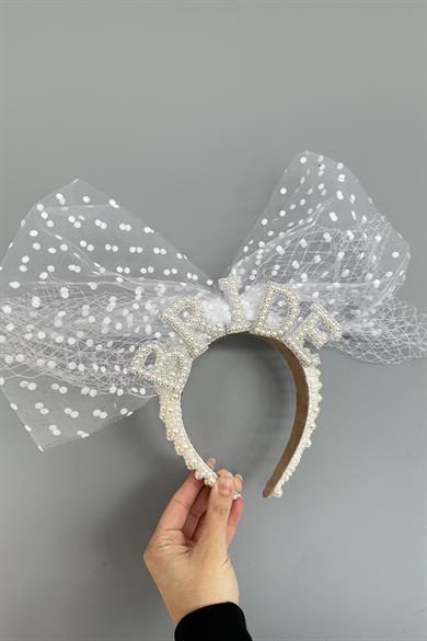 Beyaz Renk Bride Yazılı İnci Detaylı Tüllü Gelin Taç