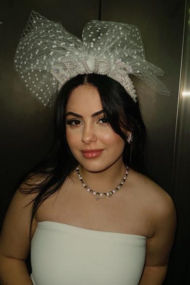 Beyaz Renk Bride Yazılı İnci Detaylı Tüllü Gelin Taç