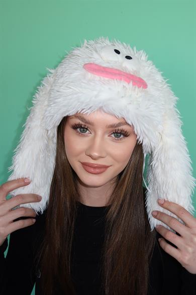 Beyaz Renk Canavar Figürlü Kulaklı Şapka