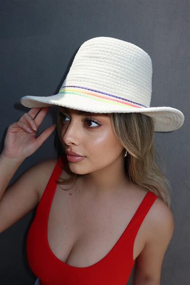Beyaz Renk Hasır Şapka
