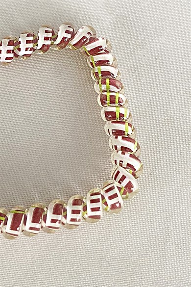 Beyaz Renk Helezon Lastik Toka