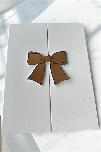 Beyaz Renk Love Detaylı Doldurulabilir Hediye Kutusu