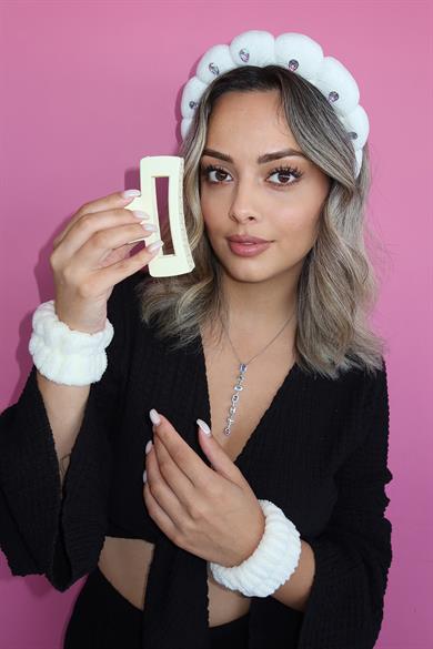 Beyaz Renk Taş Detaylı Spa Taç/ Mandal Toka/ Su Emici Havlu Bileklik Set