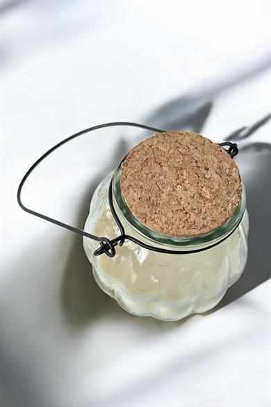 Beyaz Renk Vanilya Kokulu Mum