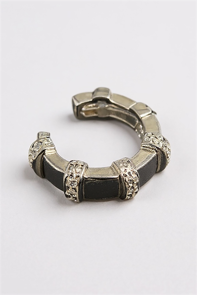 Gümüş Renk Taş Detaylı 14K Altın Kaplama TX Ear Cuff (Tek)