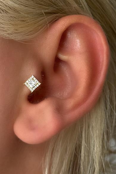 Altın Renk Taş Detaylı Çelik Tragus/Kıkırdak Küpe/Piercing (Tek)