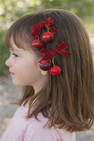 2li Kırmızı Renk Figürlü Kiraz Detaylı Kadife Yan Toka