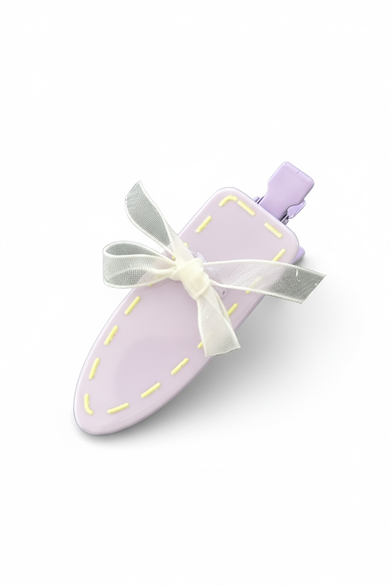 Mor Renk Kurdele Detaylı Yan Toka