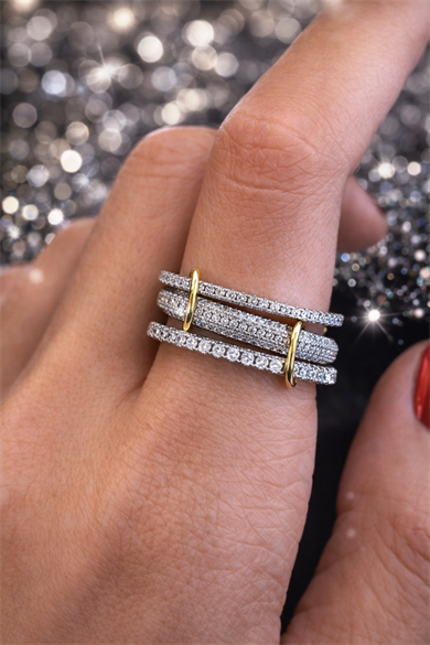 Gümüş Renk Çoklu Halka Detaylı Taşlı Yüzük