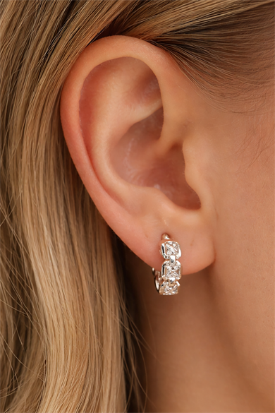 Gümüş Renk Çelik Xupıng VİP Küpe