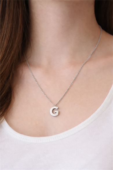 Gümüş Renk G Harf Çelik Kolye
