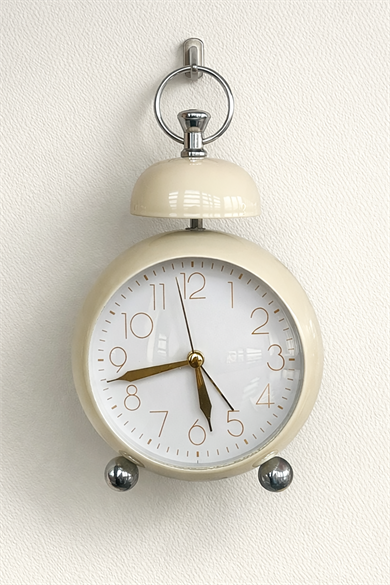 Krem Renk Mini Dekoratif Işıklı Alarmlı Yuvarlak Masa Saati