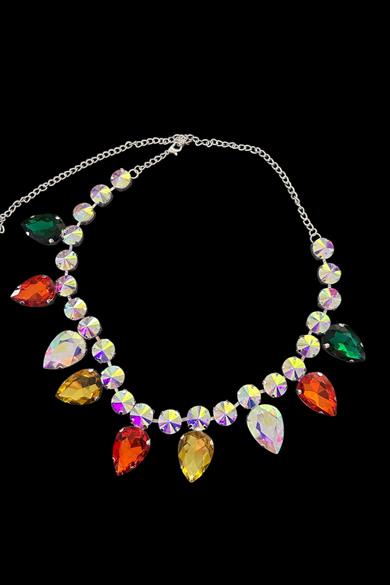 Gümüş Renk Taş Detaylı Tasarım Abiye Kolye