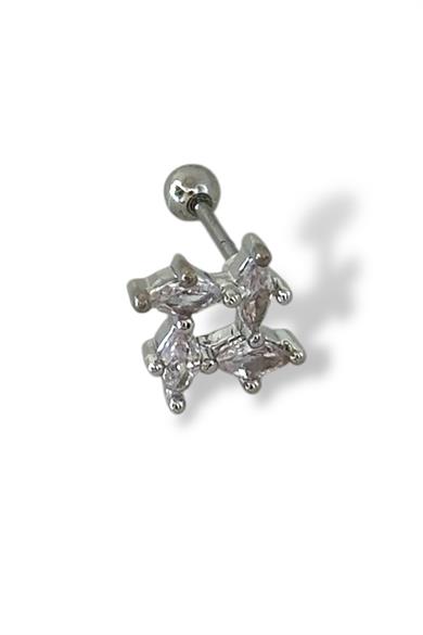 Gümüş Renk Taş Detaylı Çelik Tragus/Kıkırdak Küpe/Piercing (Tek)