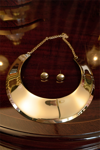 Altın Renk Tasarım Kolye/Küpe Set