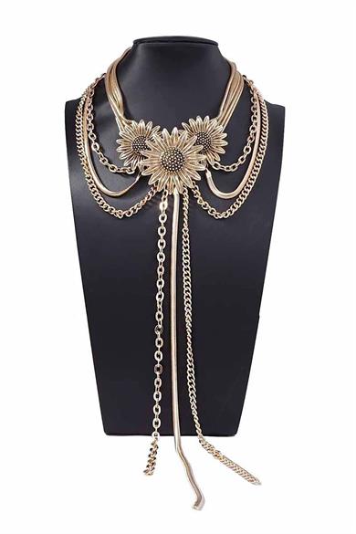 Altın Renk Çiçek Figürlü Tasarım Kolye