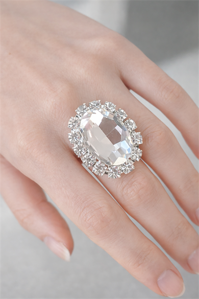 Gümüş Renk Taş Detaylı Tasarım Ayarlanabilir Yüzük