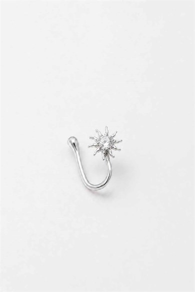 Gümüş Renk Güneş Figürlü Taş Detaylı Cerrahi Çelik Deliksiz Kulak/Burun Piercing 