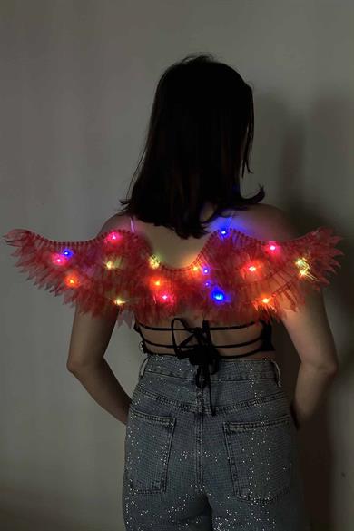 Kırmızı Renk Işıklı Melek Kanadı 