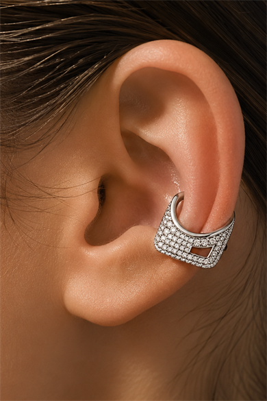 Gümüş Renk Taş Detaylı TX Ear Cuff (Tek)