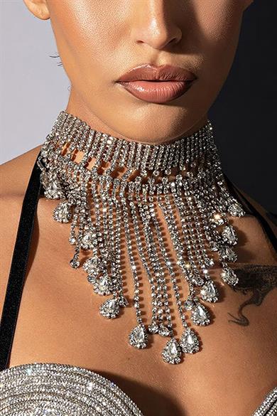 Gümüş Renk Taş Detaylı Tasarım Abiye Kolyec