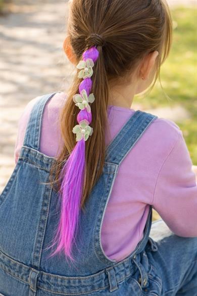 Mor Renk Çiçek Figürlü Saç Detaylı Lastik Toka