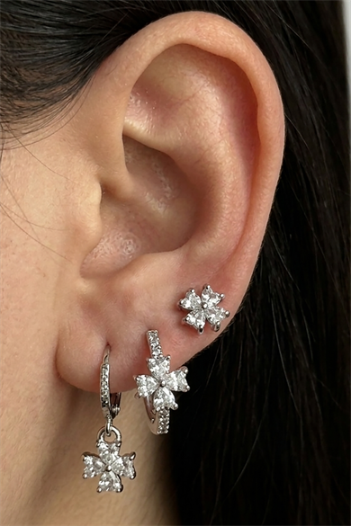 Gümüş Renk Çiçek Figürlü Taş Detaylı 3lü YSX Küpe 