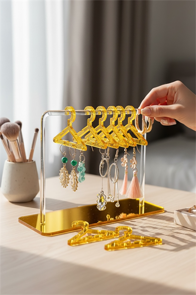 Altın Renk Takı Organizeri / Standı