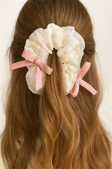 Krem Renk Kurdele Figürlü Simit Toka