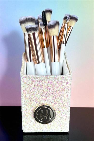 Beyaz Renk Profesyonel 13lü Standlı Makyaj Fırça Seti