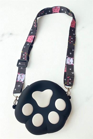 Siyah Ve Beyaz Renk Pati Figürlü Çocuk Çanta