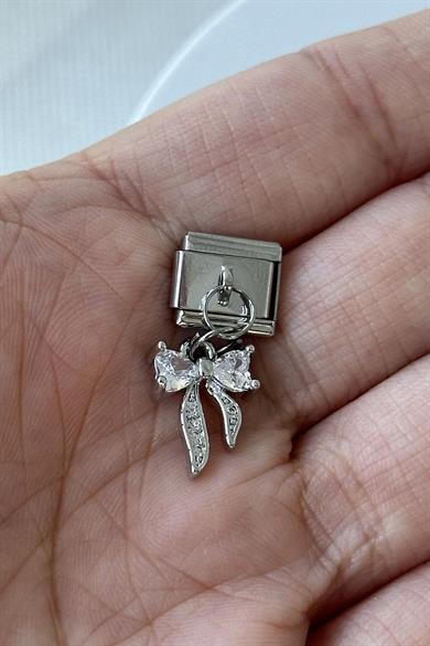 Gümüş Renk Kurdele Figürlü Taş Detaylı Çelik Nomination Charm (Tek)